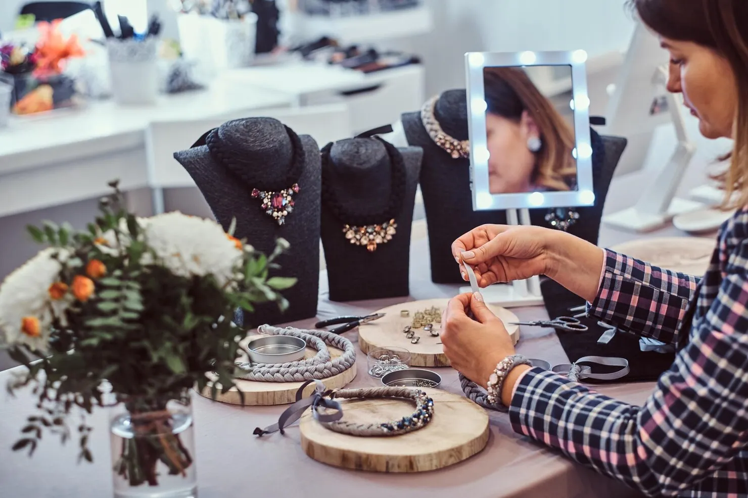 Jewelry & Fashion Brands Jewelry & Fashion Brands
